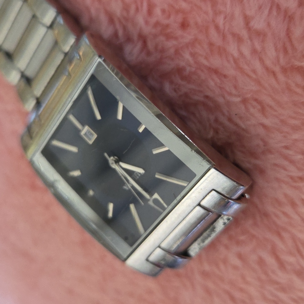Bulova Water Resistant Watch - Picture 6 of 6